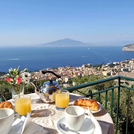 Casa Vacanze Chery Соренто Екстериор снимка