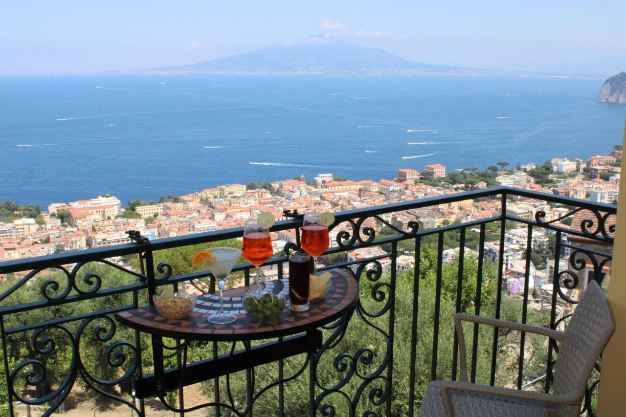 Casa Vacanze Chery Соренто Екстериор снимка